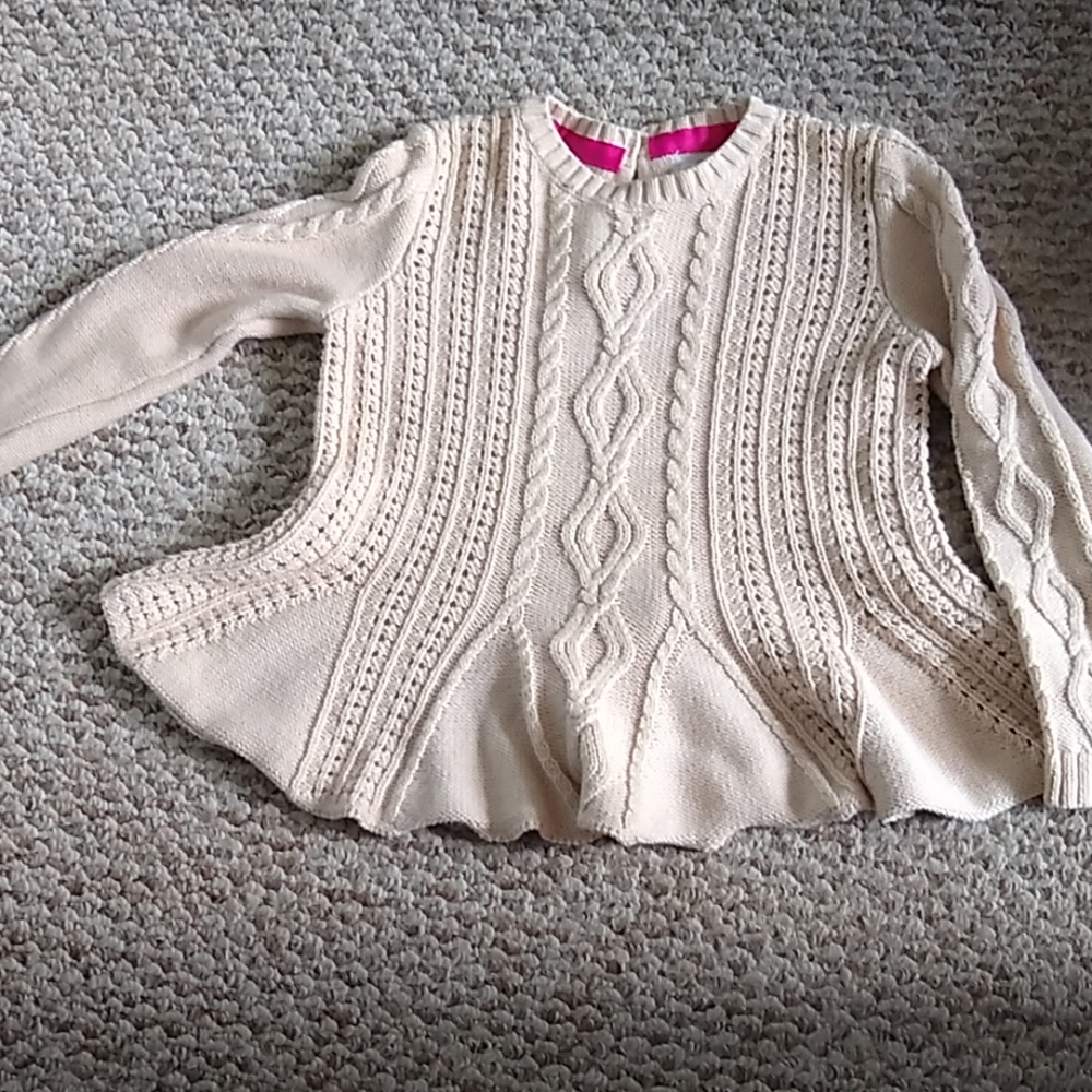 Little girl's sweater